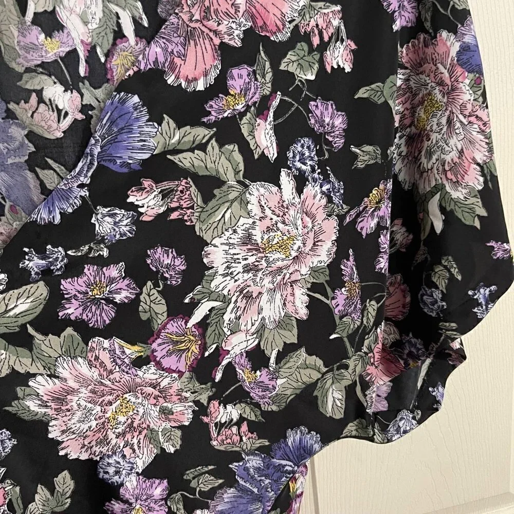 FCNY Women's Black Floral Open Front Short Sleeve Kimono Size Small